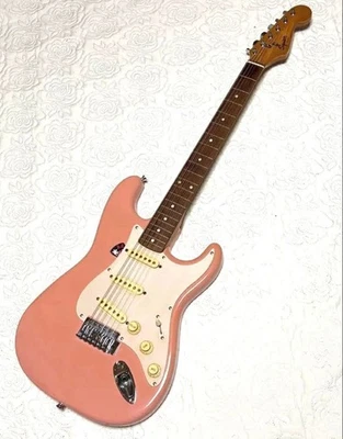 Squier by Fender Squier Stratocaster Pink - Image 1 of 4
