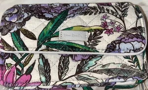 Women’s Vera Bradley Wallet Iconic Lavender Meadow Ladybug Floral Wallet - Picture 1 of 5