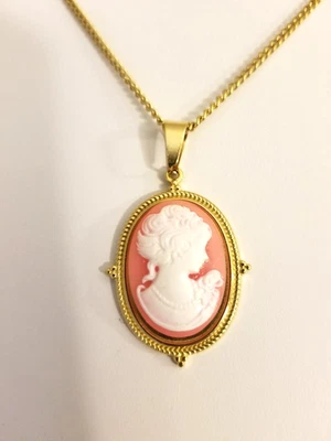 Colgantes camafeo en cadena veneciana chapada en oro de 18 quilates de acero inoxidable - siete colores Foto 1 de 4