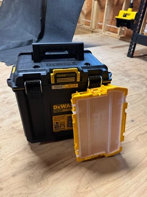 dewalt tough system 2.0 deep compact toolbox - Image 1 of 2