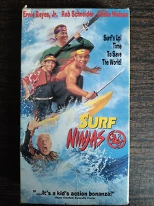 Surf Ninjas VHS Movie (Leslie Nielson Rob Schneider 1993) Good Condition - Imagen 1 de 3