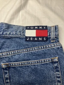Vintage Tommy Hilfiger Men’s Jean Shorts Size 33 - Picture 1 of 5
