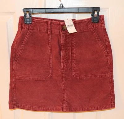American Eagle Hi-Rise Super Stretch Burgundy Corduroy Skirt Womens Size 00 NWT - Image 1 of 4