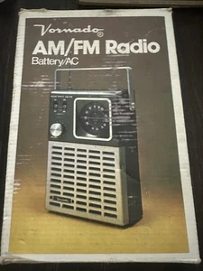 Vornado Solid State Radio Model 215 Portable AM/FM w/Box and Manual - Picture 1 of 5
