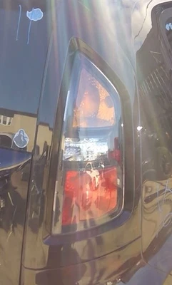 2010 2011 Kia Soul Passenger Right RH Tail Light Lamp | Red Lower Amber Upper - Image 1 of 4