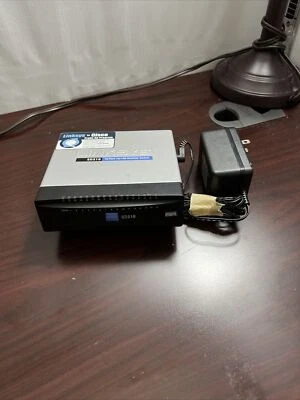 Linksys Model SD216 16-Port 10/100 Desktop Ethernet Network Switch - Image 1 of 4