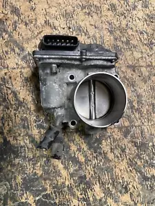 1.8L Throttle Body/valve Assy HYUNDAI ELANTRA 11 12 13 14 15 16 17 18 19 20 - Picture 1 of 6