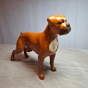 Perro boxer Greta Beswick Blue Mountain - Número de modelo: 1202. 14cm. Brillo Brindle. - Imagen 1 de 9