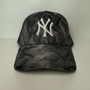 NEW YORK YANKEES 47 Brand Smokelin MVP Gray Camo Adjustable Hook & Loop Hat - Picture 1 of 9