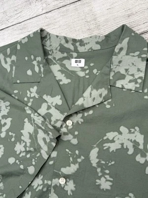 Uniqlo Camp Shirt Men’s XL Floral Hawaiian Camp Short Sleeve Button Up 🌴 - Image 1 of 4