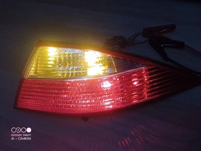 Luz trasera de pasajero Jaguar XK XKR 2007 2008 2009 - sin grietas Foto 1 de 4