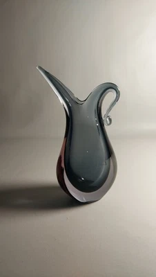 Murano Sommerso Neodymium Glass Beak Vase. - Image 1 of 4