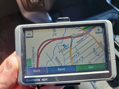 Garmin Nuvi 200w 4.3" Touchscreen GPS Navigation System A17 - Image 1 of 4