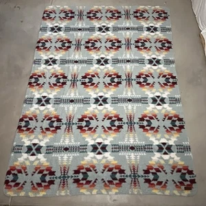 Pendleton Legend Lake Aqua Sherpa Fleece Blanket Twin XL 90”x67” Aztec Throw - Picture 1 of 4