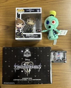 Funko POP! GameStop Exclusive Kingdom Hearts Box Deluxe Plush Key Blades RARE - Picture 1 of 15