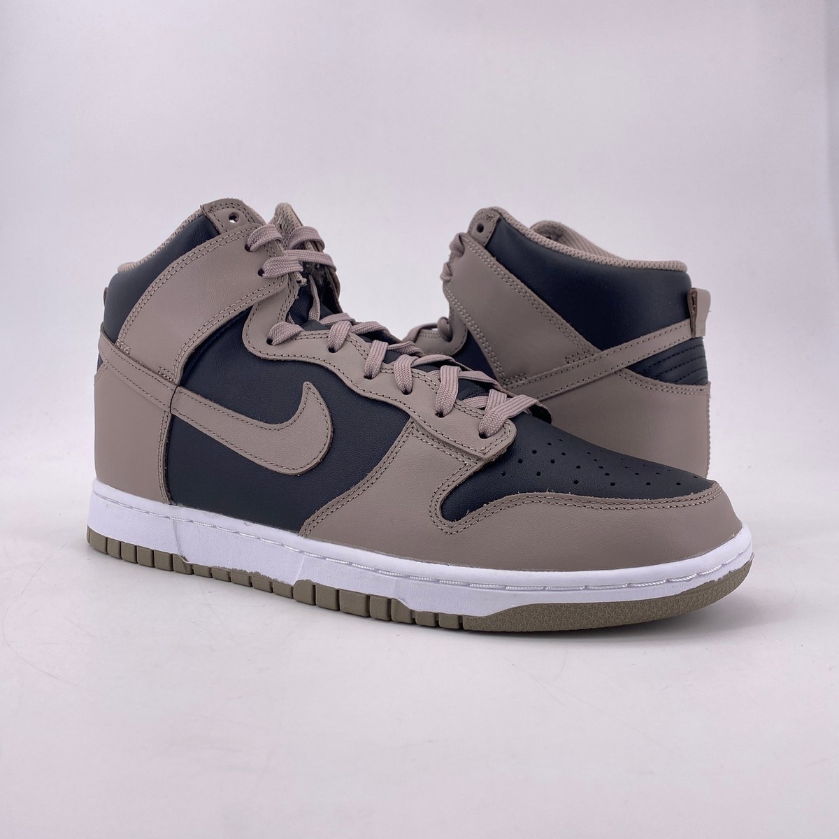 【美品】NIKE W DUNK HIGH 24.5ブラック／ムーンフォッシル 国内 10/29、11/5 発売】ナイキ ダンク ハイ “ブラック/ムーン