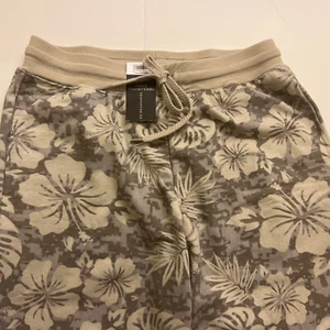 Pantalones cortos de salón para hombre NoBo sin límites - Imagen 1 de 12