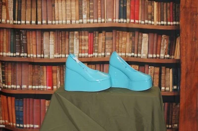 Cape Robbin Teal Jennie Platform Ankle Strap Shoes size 6 - Image 1 of 4