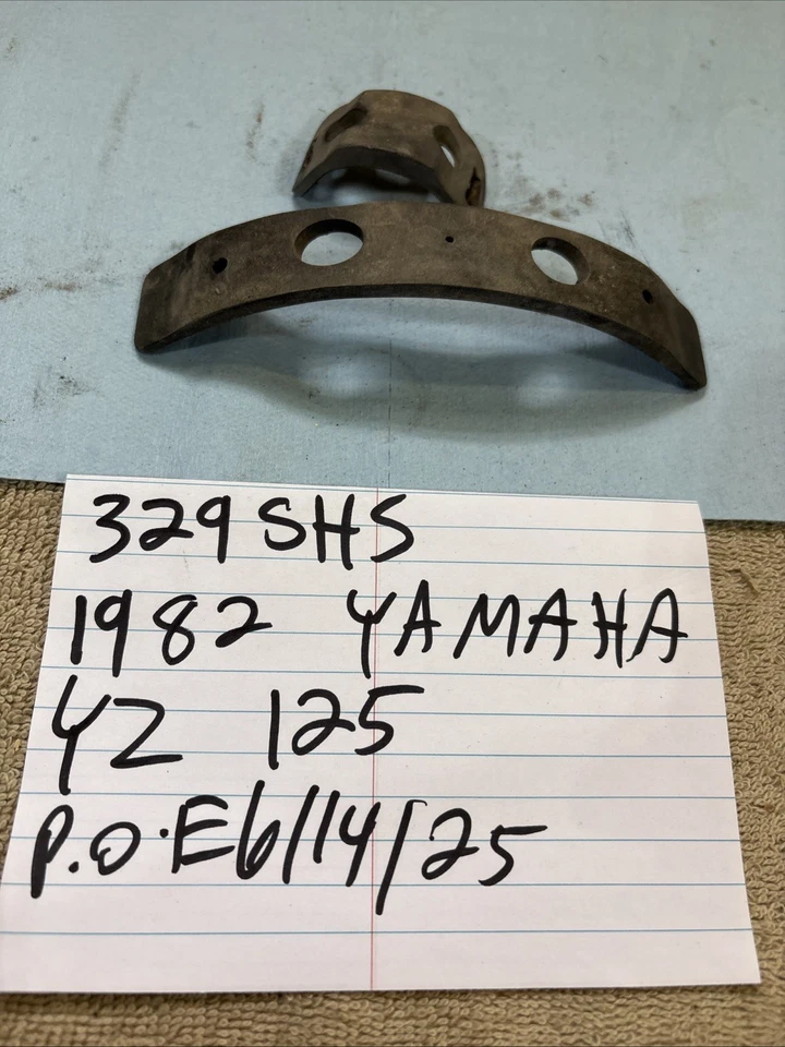 Yamaha YZ 125 1982 tanque de gasolina parachoques de goma 329 Foto 1 de 4