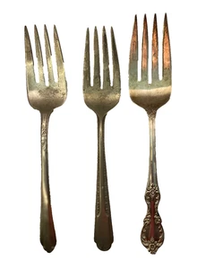 Crafting Silverplate Lot Of 3 Serving Forks To Restore Repurpose Jewelry Vintage - Picture 1 of 9