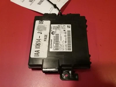 Chassis ECM Multifunction Receiver Hub Fits 20 GRAND CHEROKEE 1041447 - Image 1 of 3