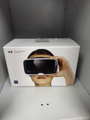 ZEISS VR ONE Plus Virtual Reality Headset - Image 1 of 4