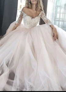 Beautiful Ian Ting Wedding Dress Size 04 New With Tags - Picture 1 of 3