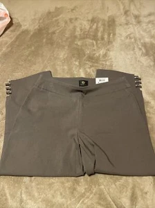 JM Collection Women's Petite Size PM Brown Clay Pull On Capri Pants - Picture 1 of 4