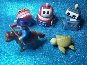Wind-Up Toys  🧸Chattering Teeth Robots Turtles Pullback x5 #11 🧸 FAST POST - Bild 1 von 1