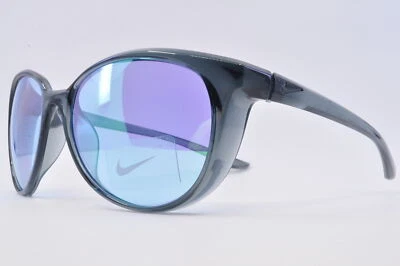 Gafas de sol Nike ESSENCE M CT8229 065 Cool gris/azul espejo, talla 56-17-130 Foto 1 de 4