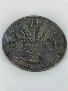 ¡Hebilla de cinturón de cerveza ANHEUSER BUSCH REACH FOR EXCELLENCE! ¡VINTAGE! RARO! CAST! usado - Imagen 1 de 3