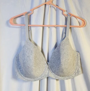 New Bali Women's Gray Underwire Lightly Line Bra Adjustable Straps Size 38DD - Picture 1 of 5