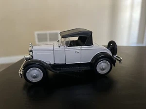 1928 Lincoln Coupe Roadster Model 1:32 - Picture 1 of 8