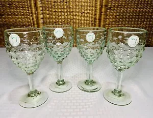 RARE Global Amici Handcrafted Recycled Glass Grape Green Goblets Mexico Set of 4 - Bild 1 von 6
