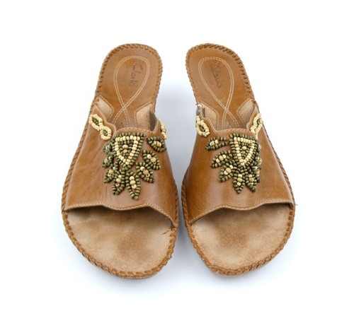 Sandali Clarks Artisan da donna in pelle marrone con perline 7 5 M