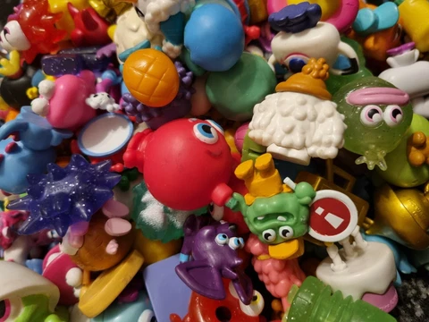 Moshi Monsters Retro Figures Bundle - Random 20 Cover