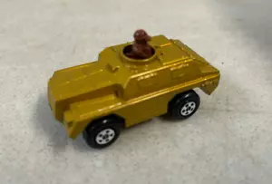 VINTAGE 1973 MATCHBOX ROLAMATICS STOAT BRONZE LOOSE DIE-CAST TANK - Picture 1 of 3