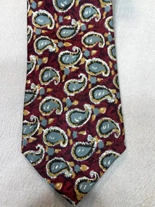 Kuppenheimer silk tie Italy Burgundy Gray Paisley 56" 3.5" Necktie - Picture 1 of 7