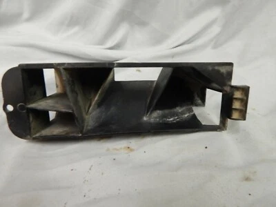 Chevrolet C10-30 1974-1979 y GMC K10-30 camioneta calefacción salida de distribución de aire Foto 1 de 3