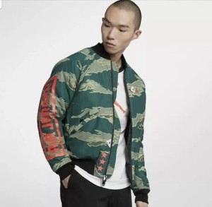 Las mejores ofertas en Jordan Green abrigos, chaquetas y chalecos para  hombres | eBay