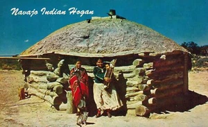 RPPC - Navajo Indianer Hogan, Nordarizona und New Mexico Standorte - Bild 1 von 2