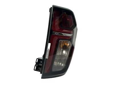 2021 2024 CHEVROLET TAHOE/SUBURBAN RIGHT HAND PASSENGER SIDE TAIL LIGHT RH OEM - Изображение 1 из 4