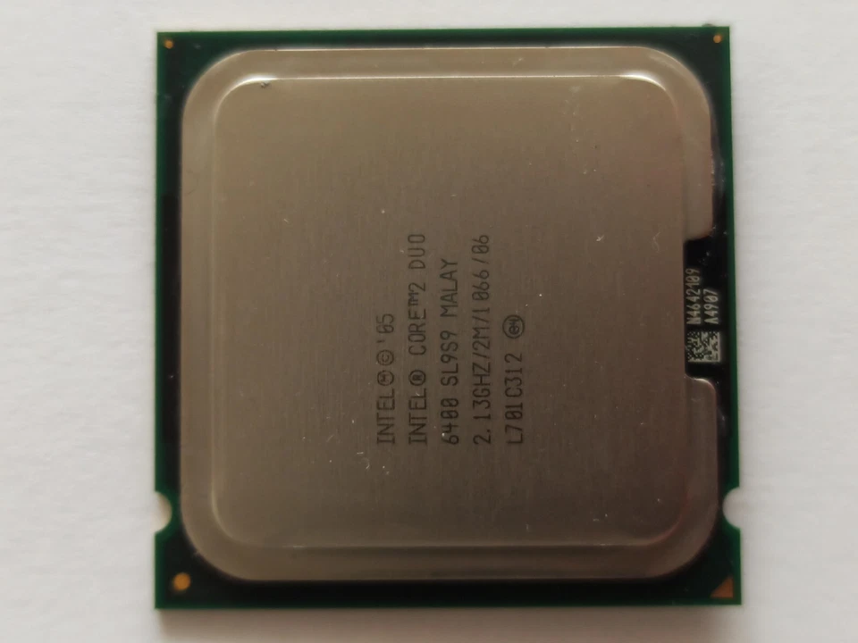 Processore Intel Core 2 Duo 6400 SL9S9 2.13Ghz 2M 1066 06 Socket 775 CPU - Immagine 1 di 1
