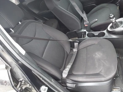 Used Front Right Seat Belt Front fits: 2019 Kia Soul passenger retractor Front R - Image 1 of 4