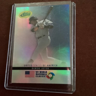 2009 eTopps - World Baseball Classic Derek Jeter #5 /999 - Image 1 of 2