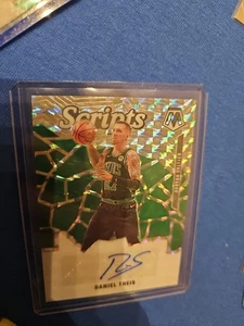 Daniel Theis Mosaic 2019-20 Autograph Scripts Silver PRIZM - Bild 1 von 2