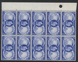 1949 2½d UPU UNMOUNTED MINT BLOCK OF TEN WITH CONSTANT VARIETY. SG 499 - Picture 1 of 1