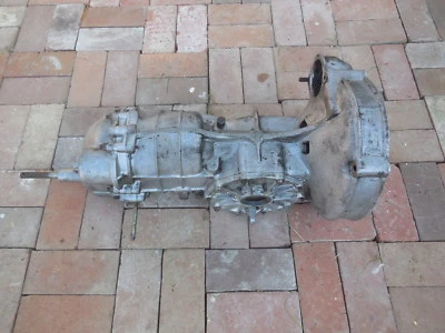 Porsche 912 (1969) Transmission 902/05 # 5190559  5 speed 39/68 - Imagem 1 de 4