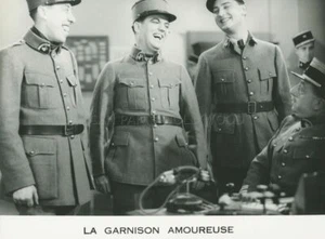 FERNANDEL RAYMOND CORDY LA GARNISON AMOUREUSE 1934 VINTAGE PHOTO #2 R1960 - Picture 1 of 2