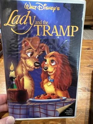 Vintage Disney's "Lady and the Tramp" (VHS, 1987) Black Diamond The Classics 582 - Image 1 of 4